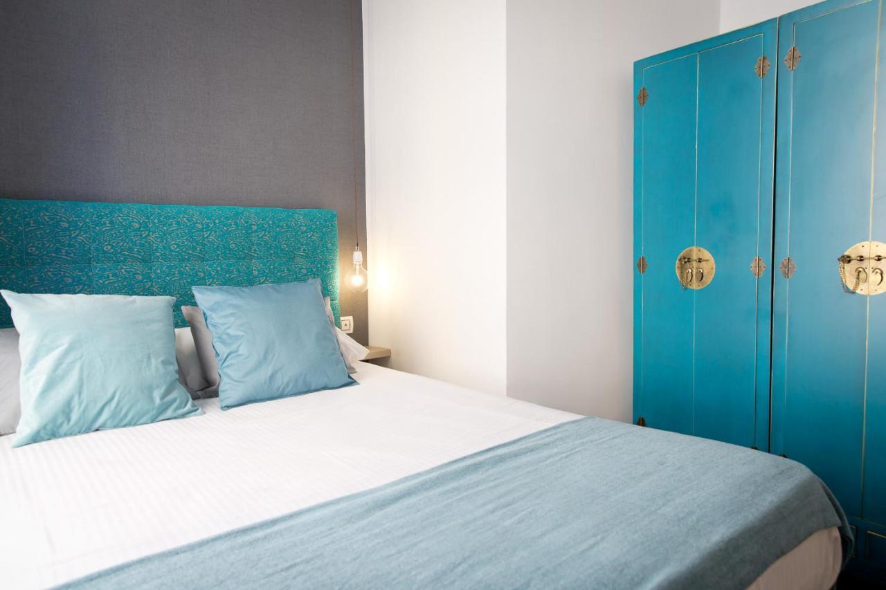 Apartments Holidays2Malaga City Center ภายนอก รูปภาพ