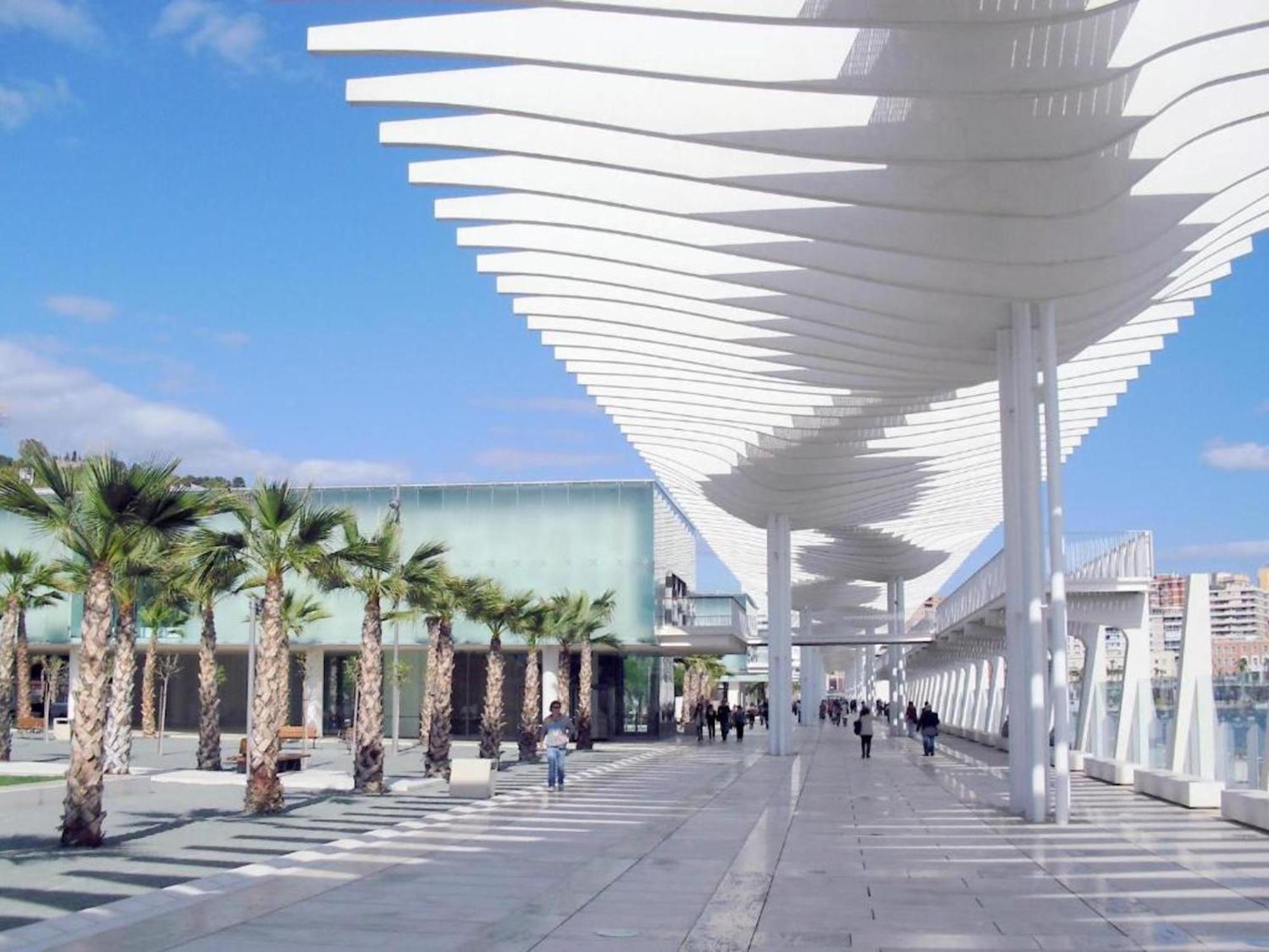 Apartments Holidays2Malaga City Center ภายนอก รูปภาพ
